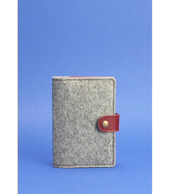 Фетровая обложка для паспорта 3.0 с кожаными бордовыми вставками фото, картинка, изображение