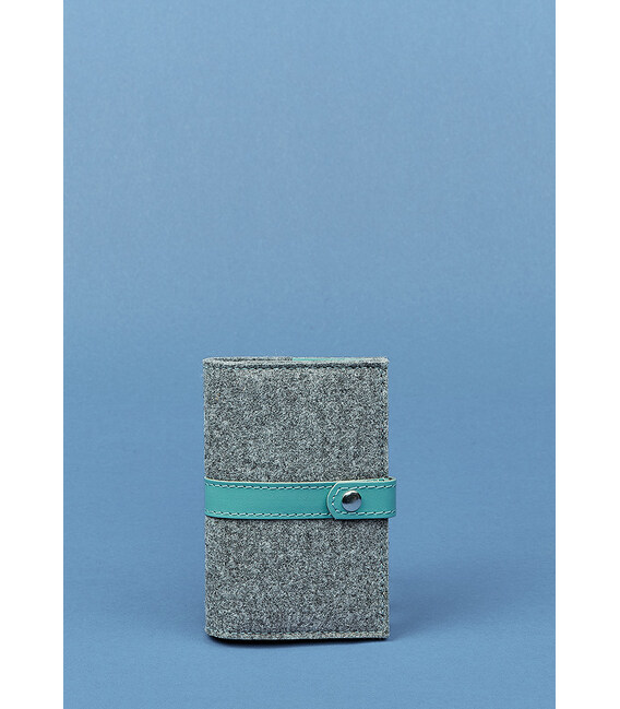 Фетровая женская обложка для паспорта 1.1 с кожаными бирюзовыми вставками фото, картинка, изображение