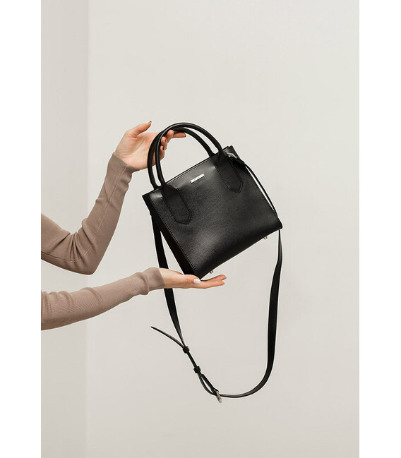 Кожаная женская сумка-кроссбоди черная Blackwood фото, картинка, изображение