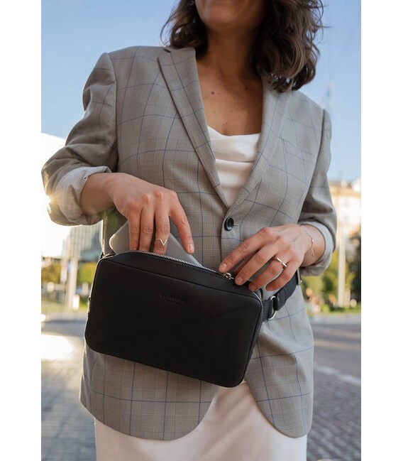 Кожаная поясная сумка Dropbag Maxi черная Crazy Horse фото, картинка, изображение