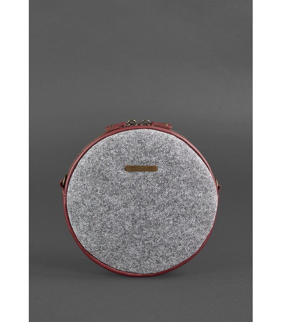 Кругла фетрова жіноча сумка Tablet з шкіряними бордовими вставками картинка, зображення, фото