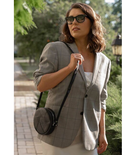 Кожаная круглая женская сумка Бон-Бон Krast черная фото, картинка, изображение