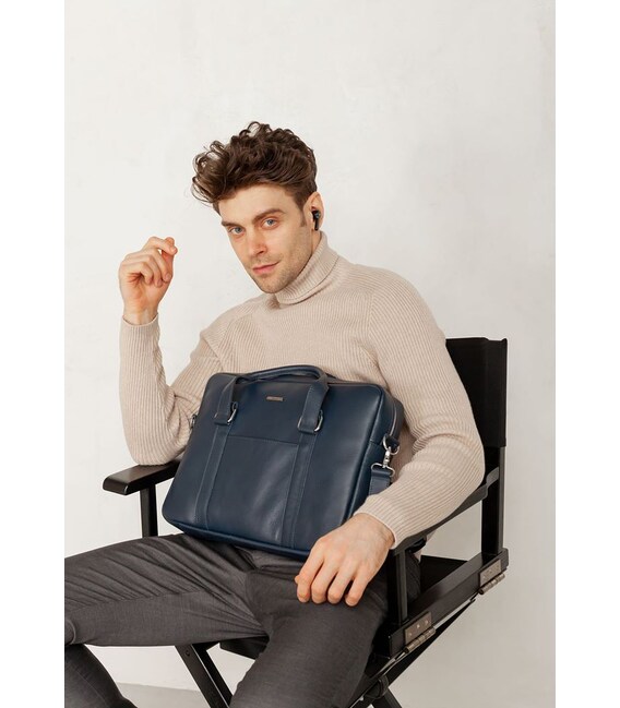 Мужская кожаная сумка для ноутбука и документов темно-синяя фото, картинка, изображение