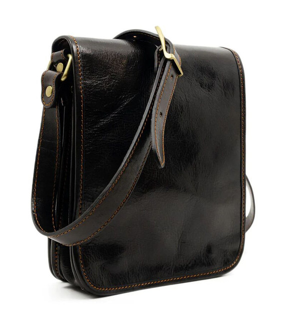 Маленька шкіряна сумка месенджер - On The Road від Time Resistance 1165201 коричневий фото, картинка, изображение