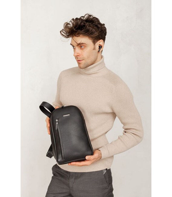 Кожаный мужской рюкзак (сумка-слинг) на одно плечо Chest Bag черный фото, картинка, изображение