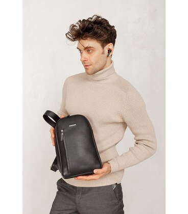 Кожаный мужской рюкзак (сумка-слинг) на одно плечо Chest Bag черный картинка, изображение, фото