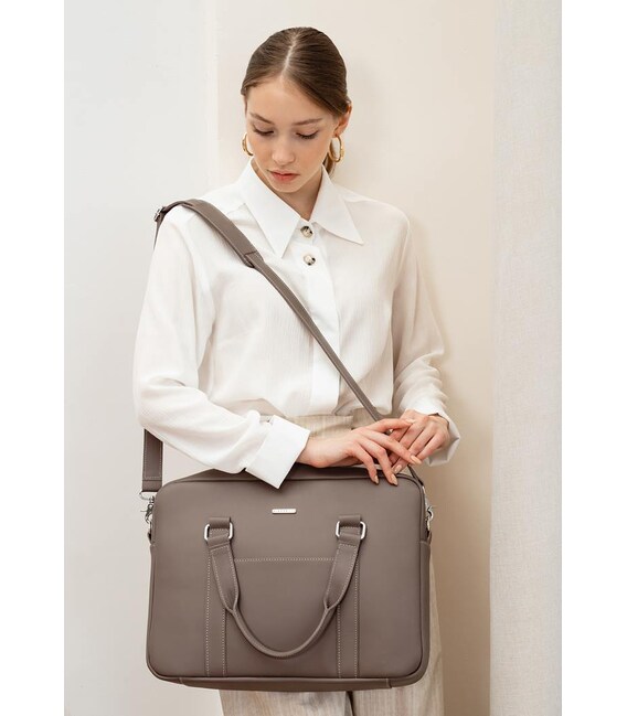 Шкіряна сумка для ноутбука і документів темно-бежева картинка, зображення, фото