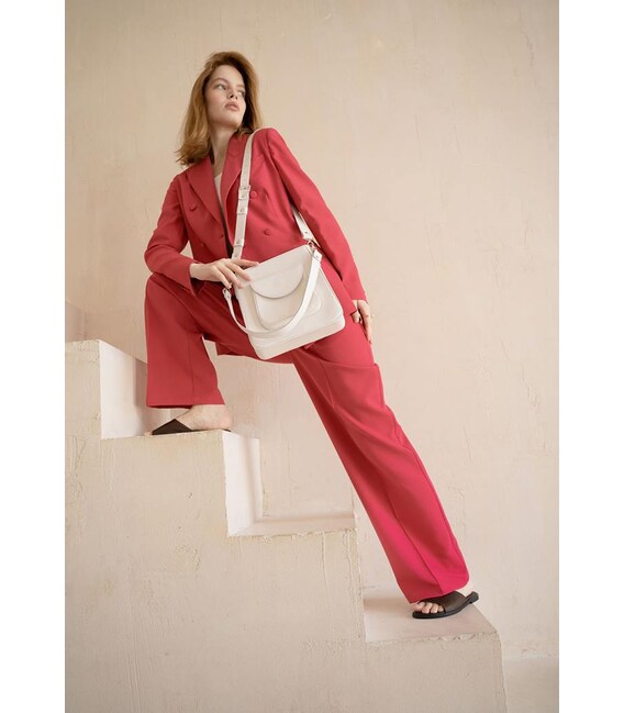 Женская кожаная сумка Stella белая фото, картинка, изображение