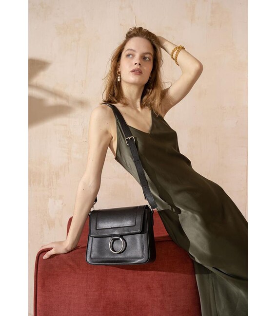 Женская кожаная сумка Jessie черная фото, картинка, изображение