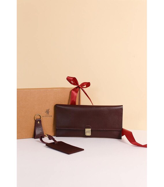 Набор кожаных аксессуаров для путешественника Марсель фото, картинка, изображение