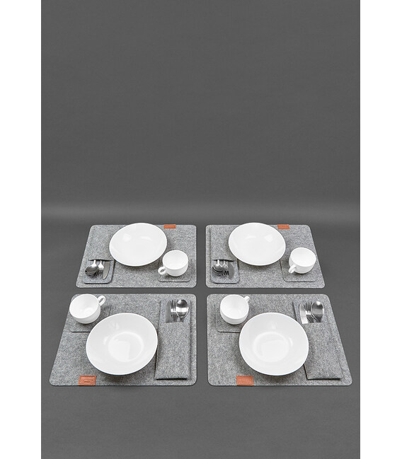 Фетровый набор для сервировки стола на 4 персоны светло-коричневый фото, картинка, изображение