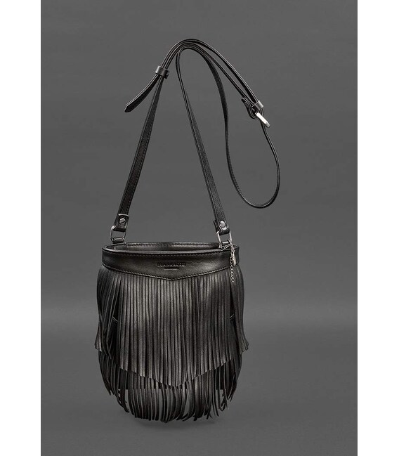 Кожаная женская сумка с бахромой мини-кроссбоди Fleco черная краст фото, картинка, изображение