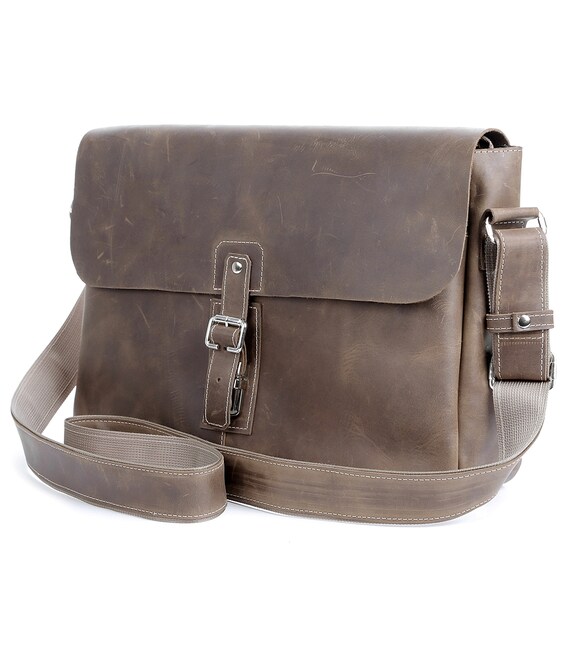 Сумка SHVIGEL 00980 з натуральної винтажной шкіри Коричнева картинка, зображення, фото